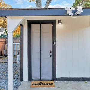 A - Walk To Uc Davis & Shriners Holiday home Sacramento